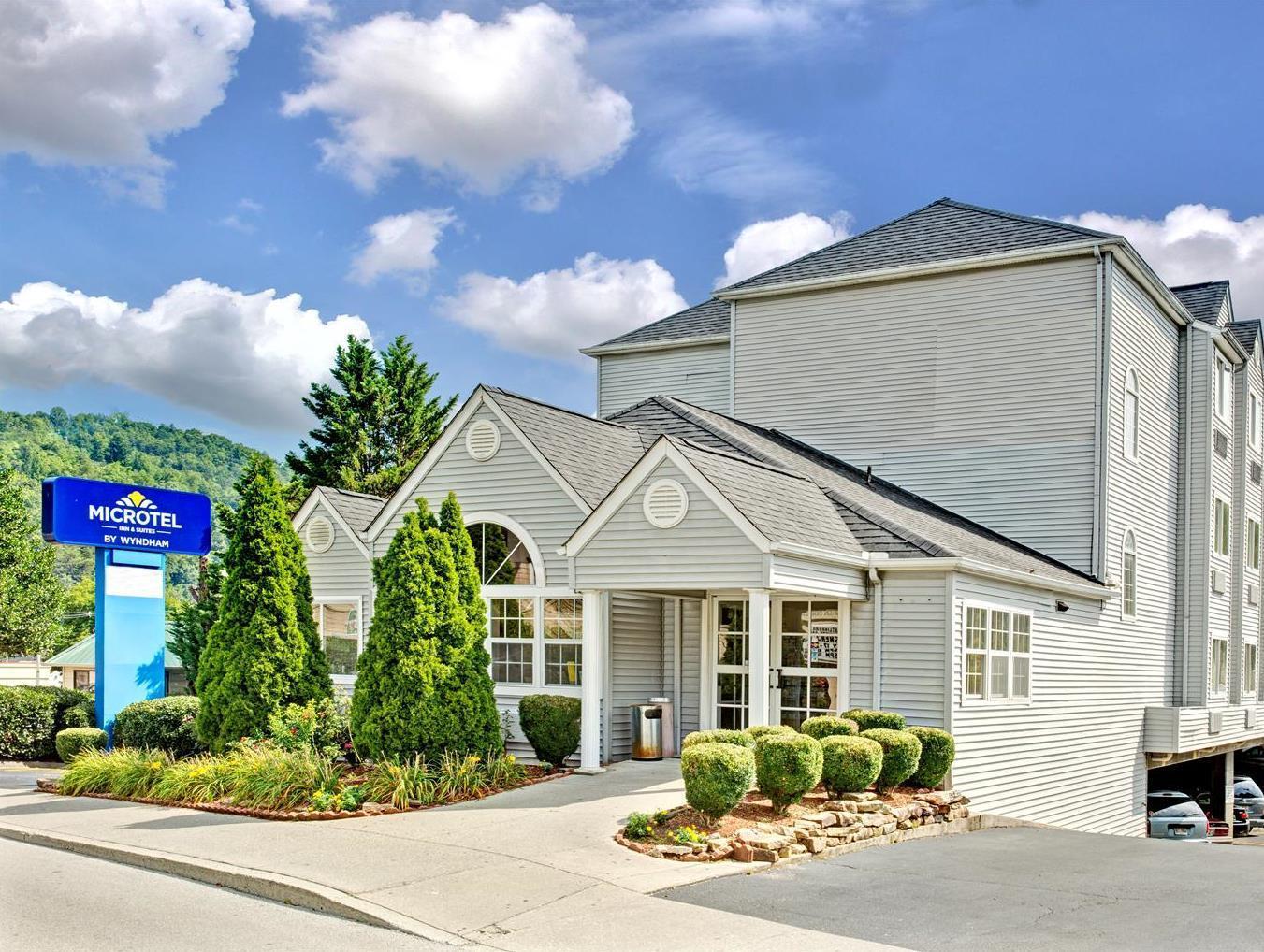 Microtel Inn & Suites By Wyndham Gatlinburg Exterior foto